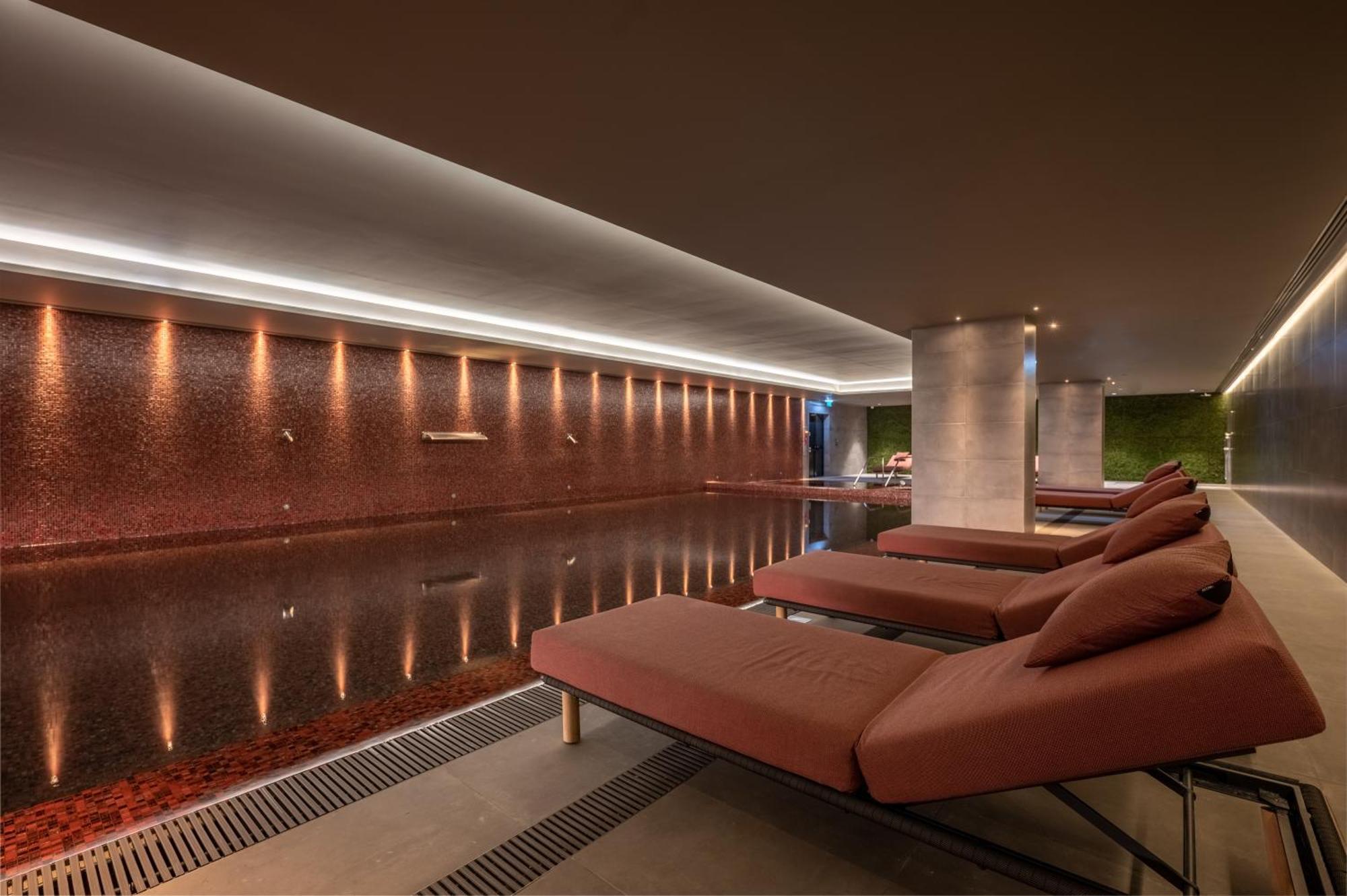 Hilton Porto Gaia Hotel Vila Nova de Gaia Exterior photo The spa at The Dorchester