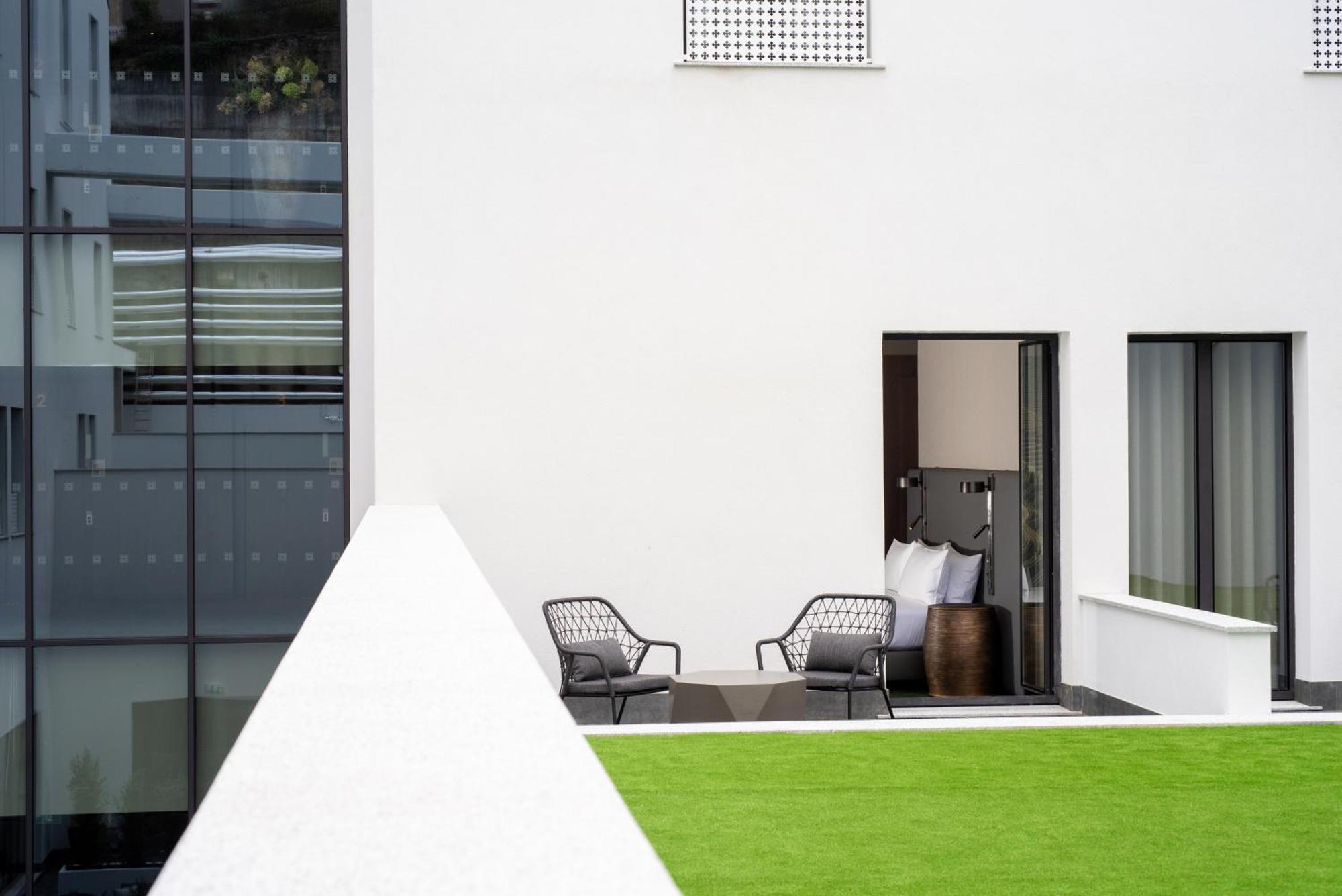 Hilton Porto Gaia Hotel Vila Nova de Gaia Exterior photo The garden