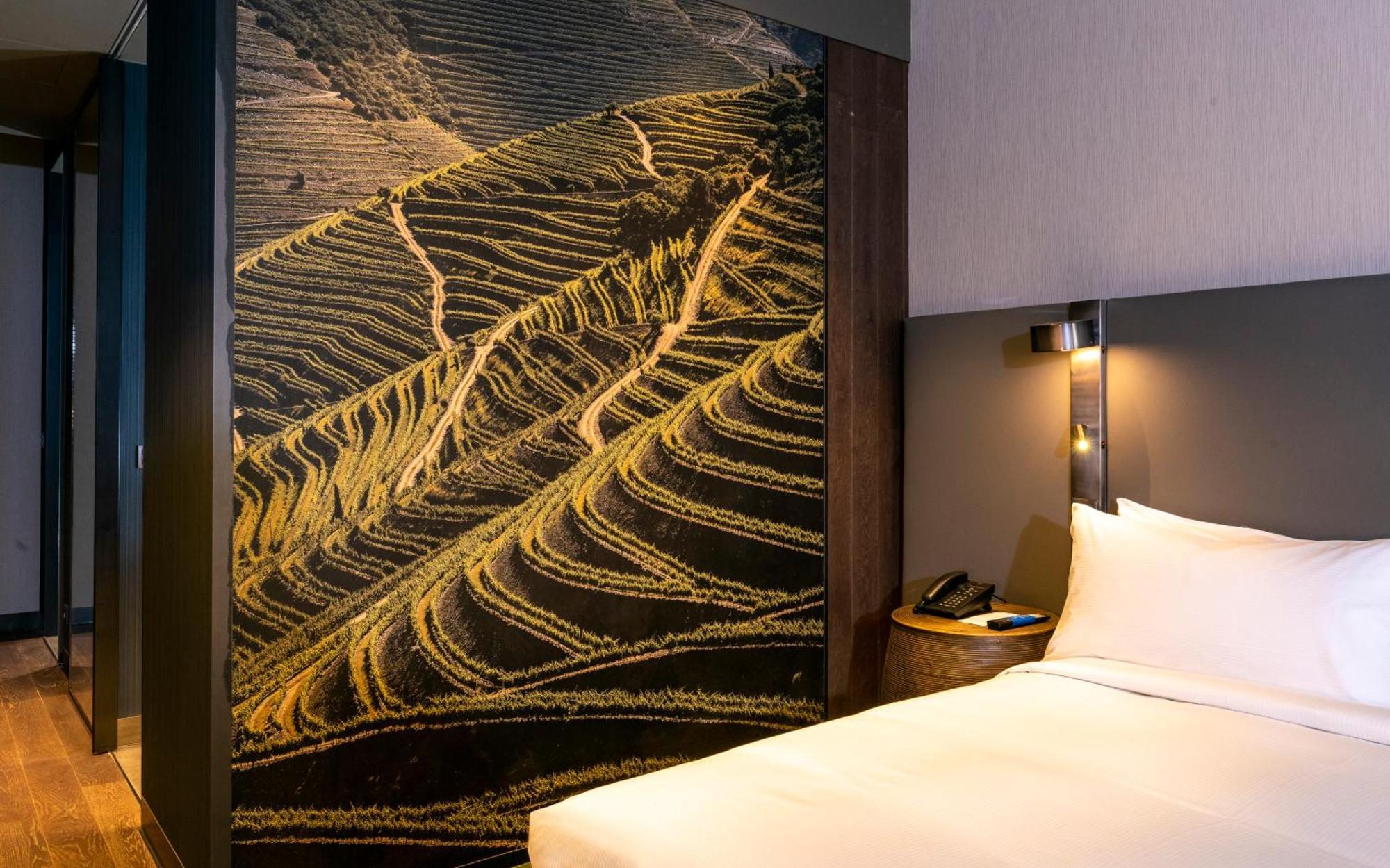 Hilton Porto Gaia Hotel Vila Nova de Gaia Room photo A room at the hotel