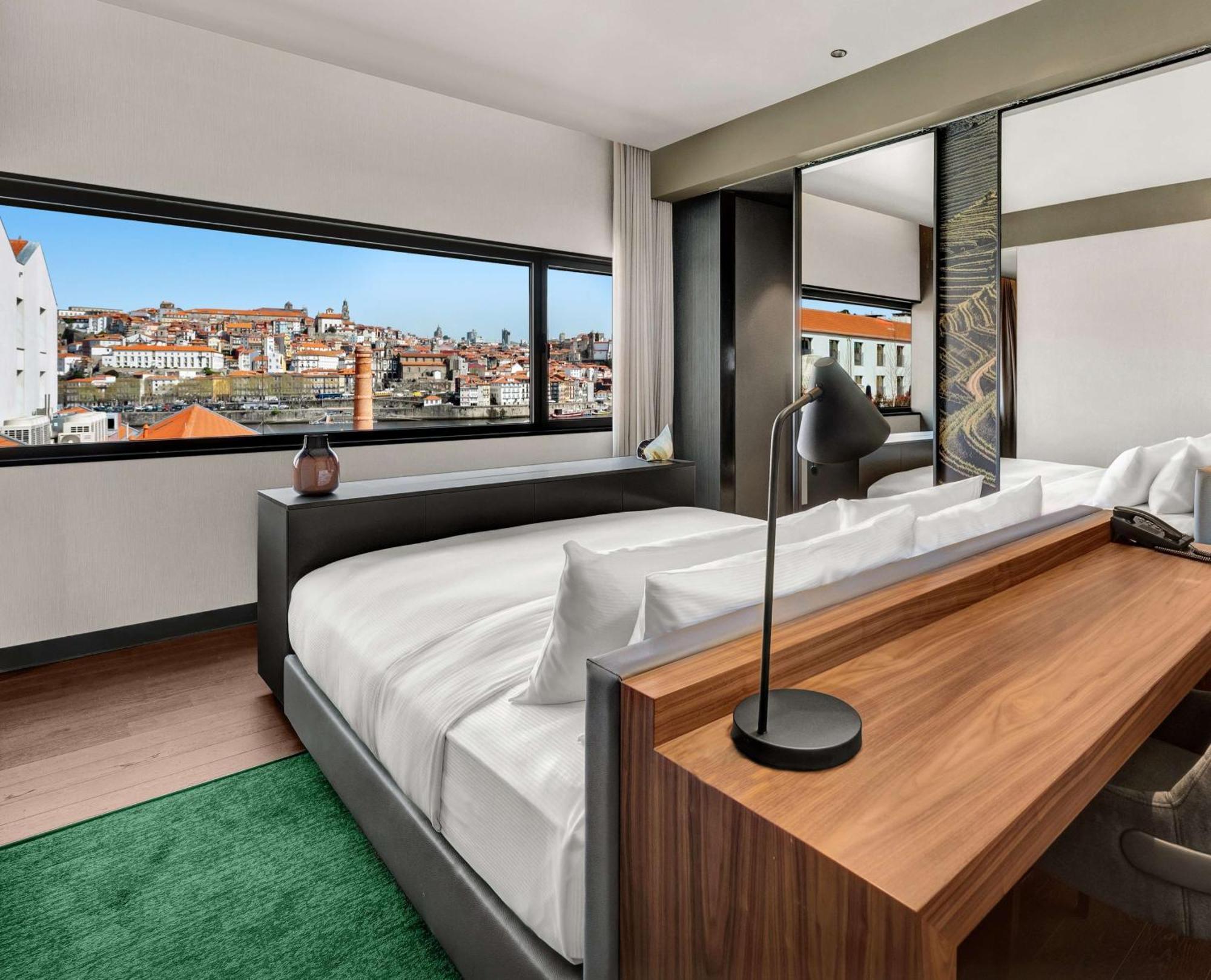 Hilton Porto Gaia Hotel Vila Nova de Gaia Exterior photo